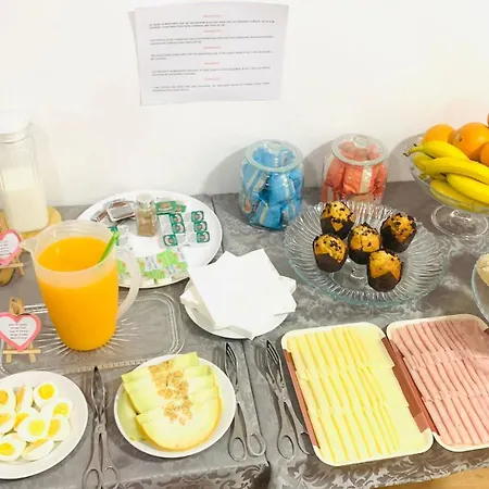 Invicta Porto Guest House-3